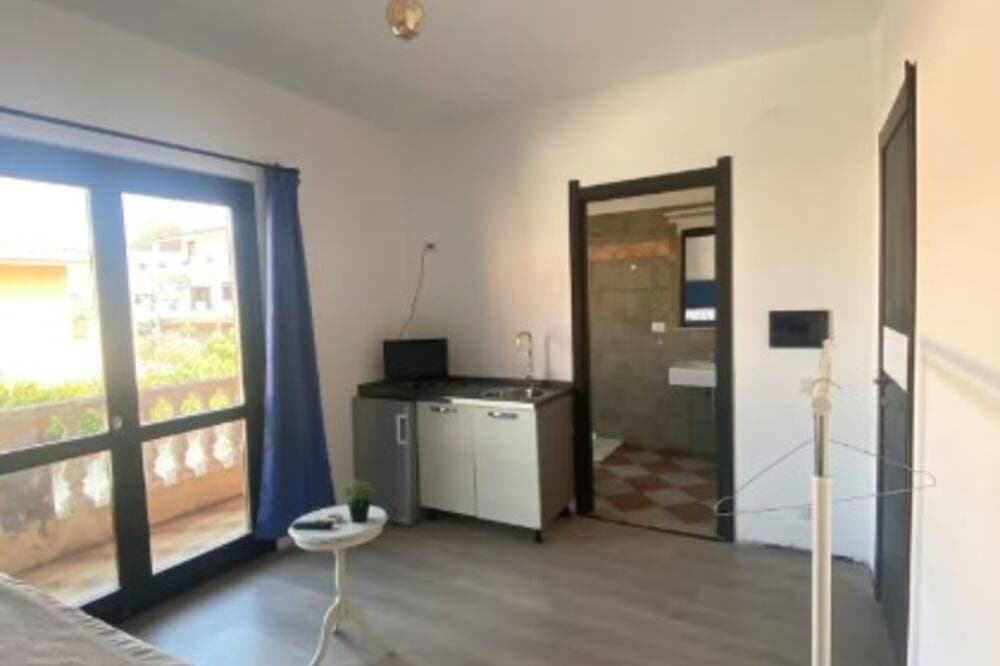Foto 2 von 11: Daluef Alloggi – Loft 1: Funktionales Studio nahe Cagliari für 3 Gäste