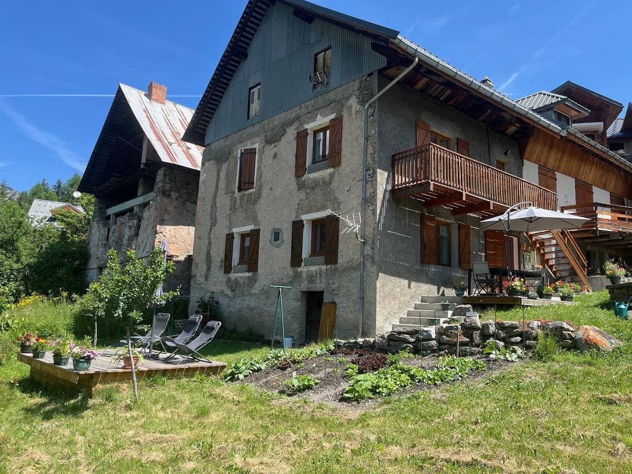 Maison Grange 1