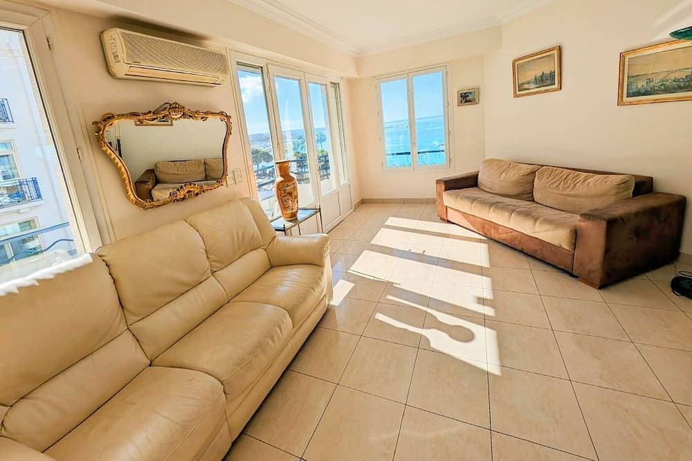 Palmes d'Or Properties 1
