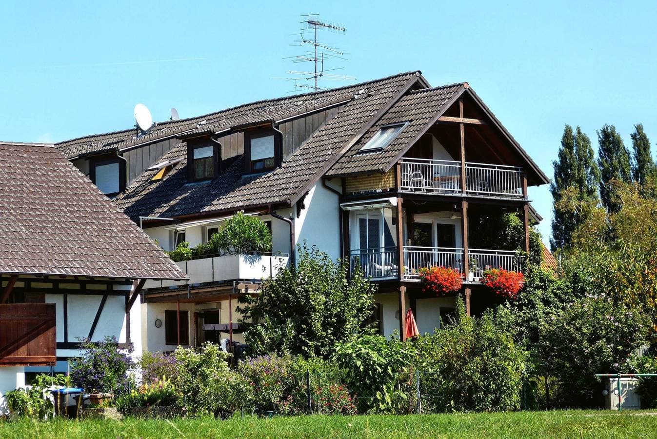 Foto 3 von 28: Ferienwohnung 'Rheinblick' mit Seeblick, Balkon und WLAN