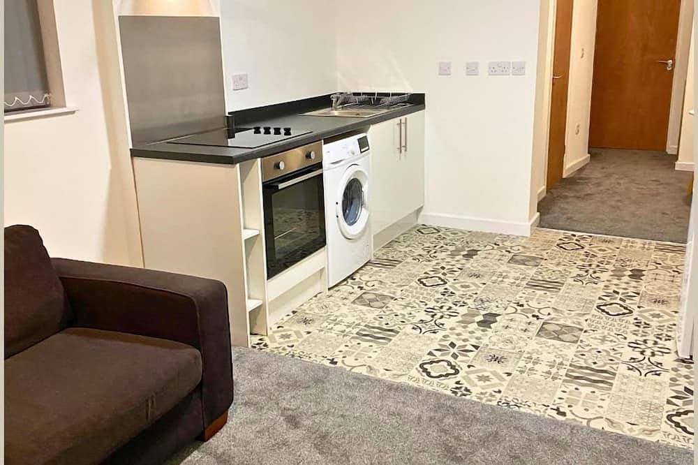 Foto 3 von 4: Modern 1 Bedroom Apartment | Free WiFi |  Perfect for Solo or Business Stay