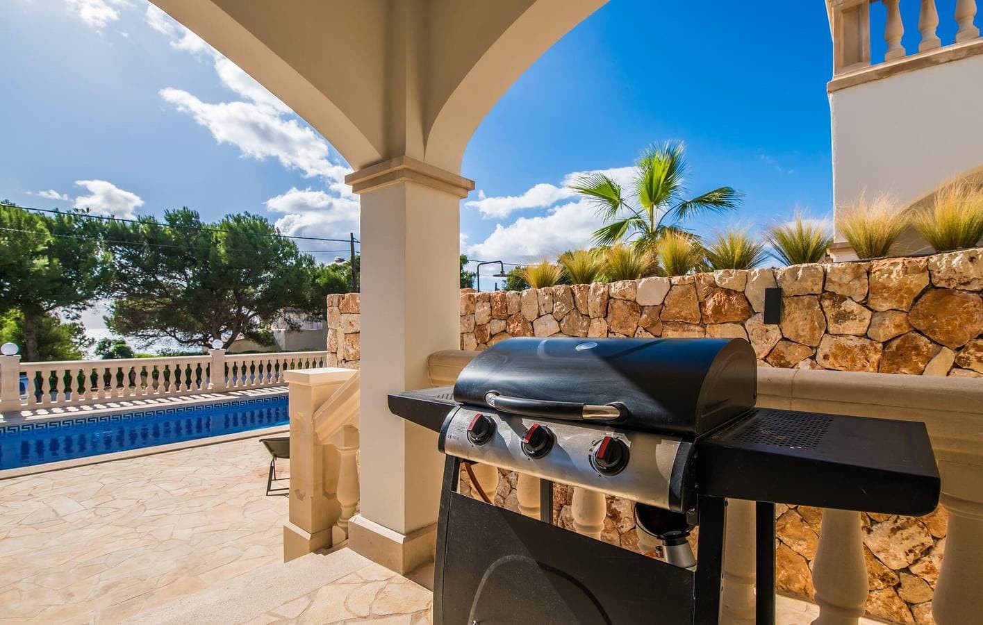 Foto 7 von 37: Rückzugsort mit Meerblick, Pool, AC und Grill, 1 km zum Strand Cala Pi
