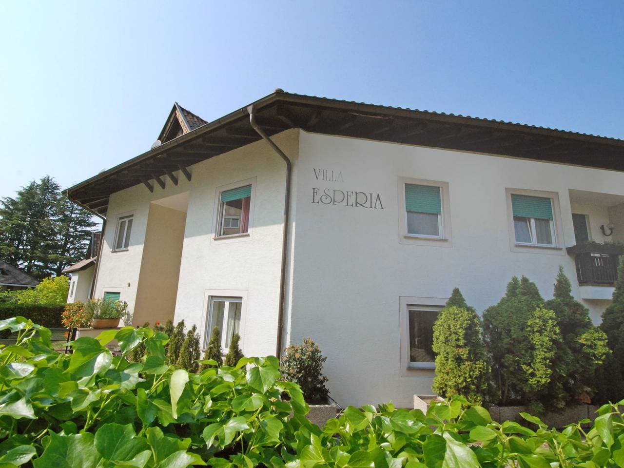 Schönes, komfortables Mehrfamilienhaus Villa Esperia 1