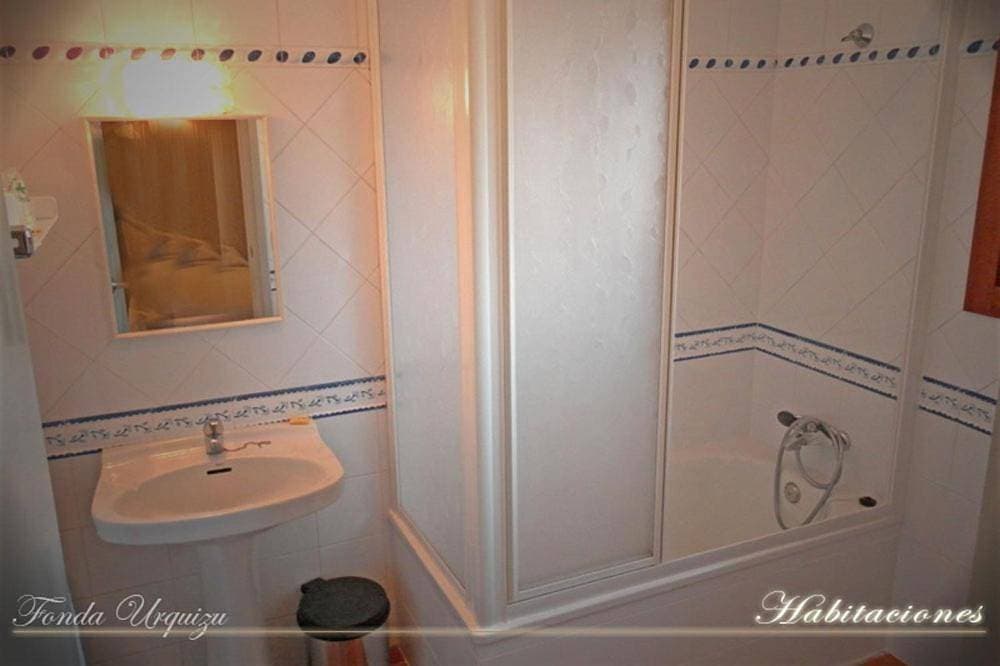 Foto 7 von 11: Double or Twin Room