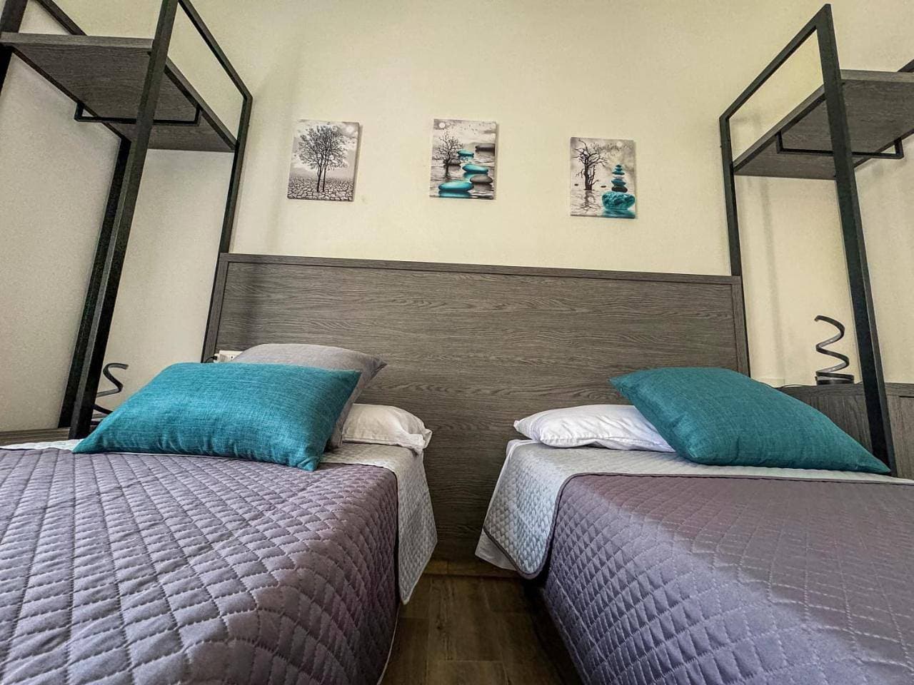 Foto 9 von 10: Budget Double Room