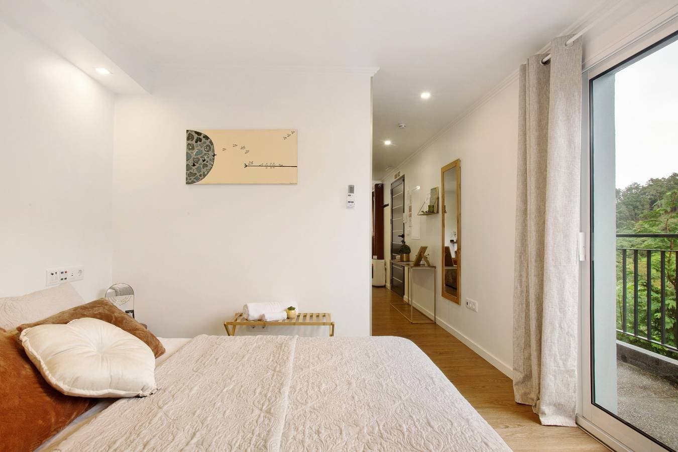Foto 10 von 41: Studio 'Green Shelter - Guest House' mit Bergblick, WLAN und Klimaanlage