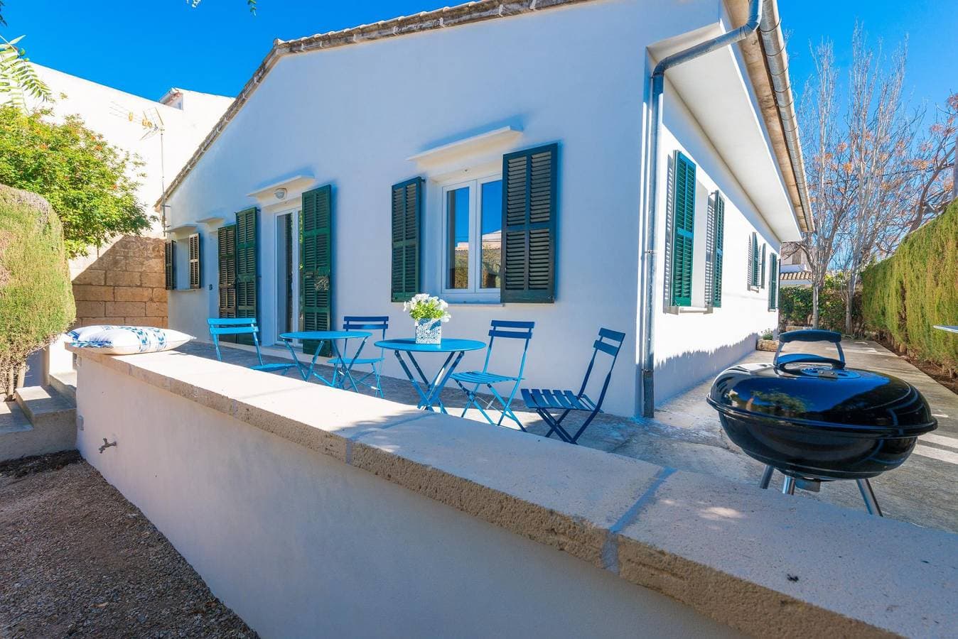 Foto 9 von 46: Cala Rafalino - Ferienhaus mit Terrasse in der ruhigen Gegend von Cala Morlanda. WiFi gratis