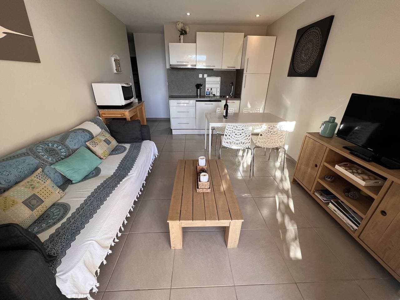 Foto 5 von 10: Renoviertes Apartment mit 2 Schlafzimmern, Pool und Tennis in La Croix Valmer