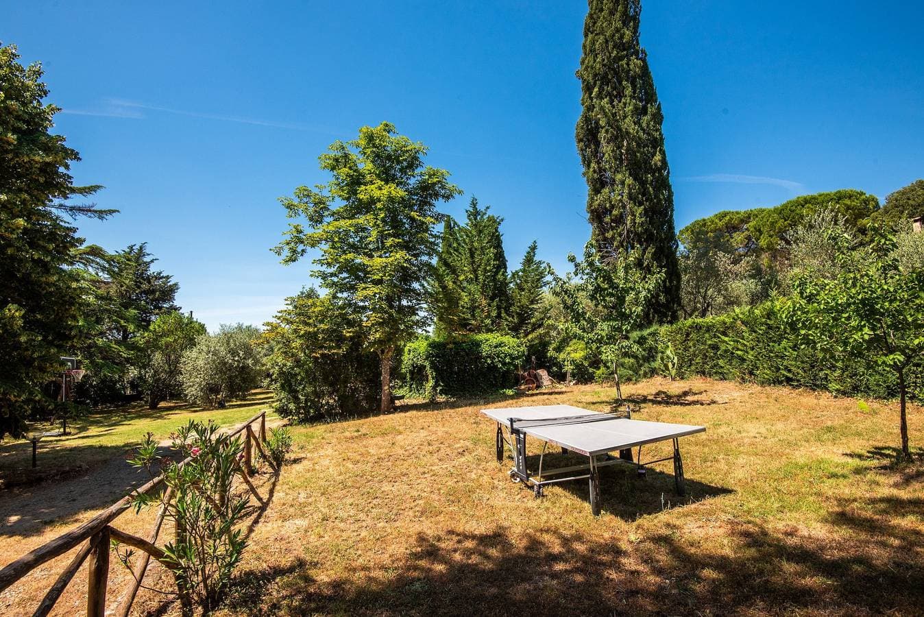 Foto 13 von 34: Ferienhaus in Villa I Cedri im Park mit Pool, nur 10 Min. von Siena entfernt