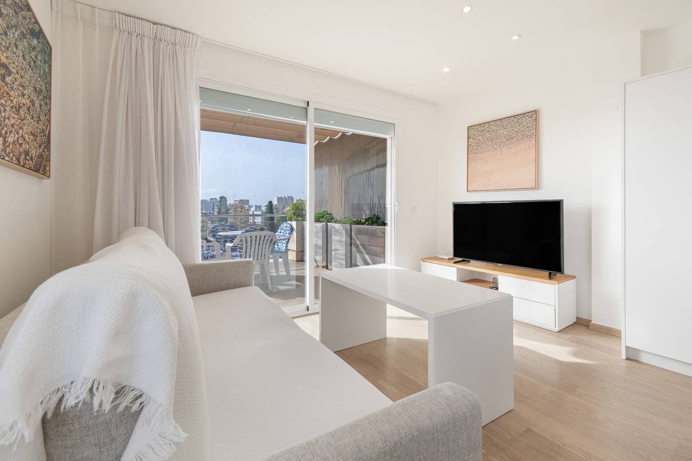 Foto 5 von 25: Apartment 'Las Palmeras 2' mit Gemeinschaftspool, WLAN und Klimaanlage