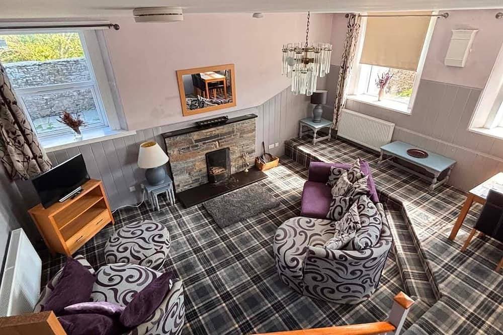 Apartment Sleeps 2 with WiFi 1