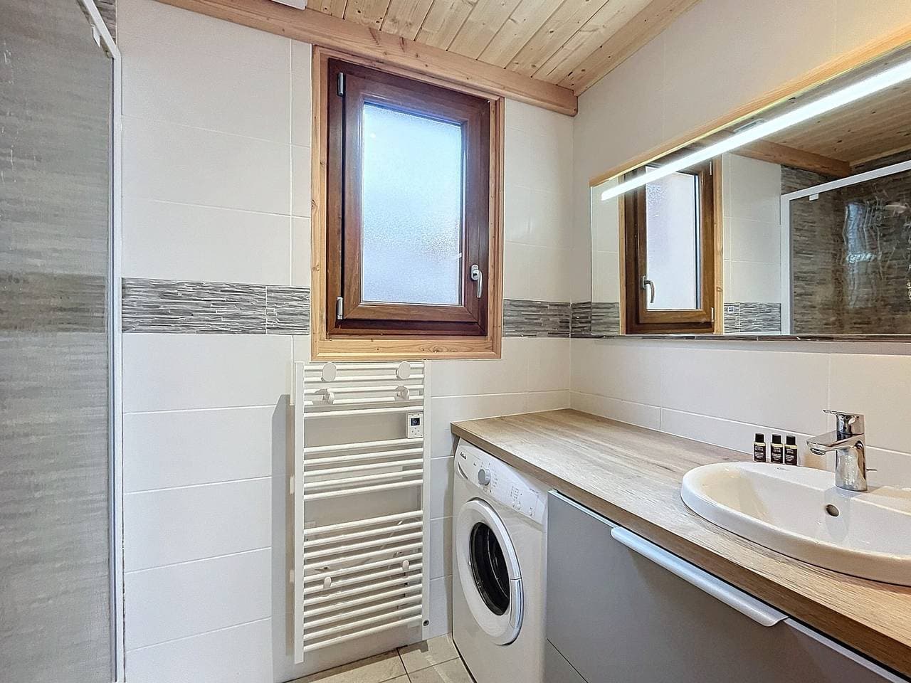 Foto 7 von 19: Komfort-Chalet 6 Pers. mit Parkplatz und WLAN in Le Corbier