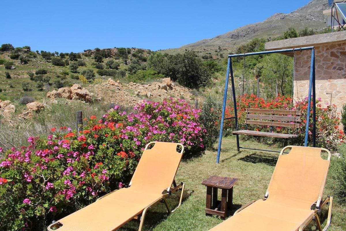 Foto 4 von 38: Panoramablick aufs Meer, fußläufig zum Strand, Wifi  - Ferienhaus Triopetra, Kreta