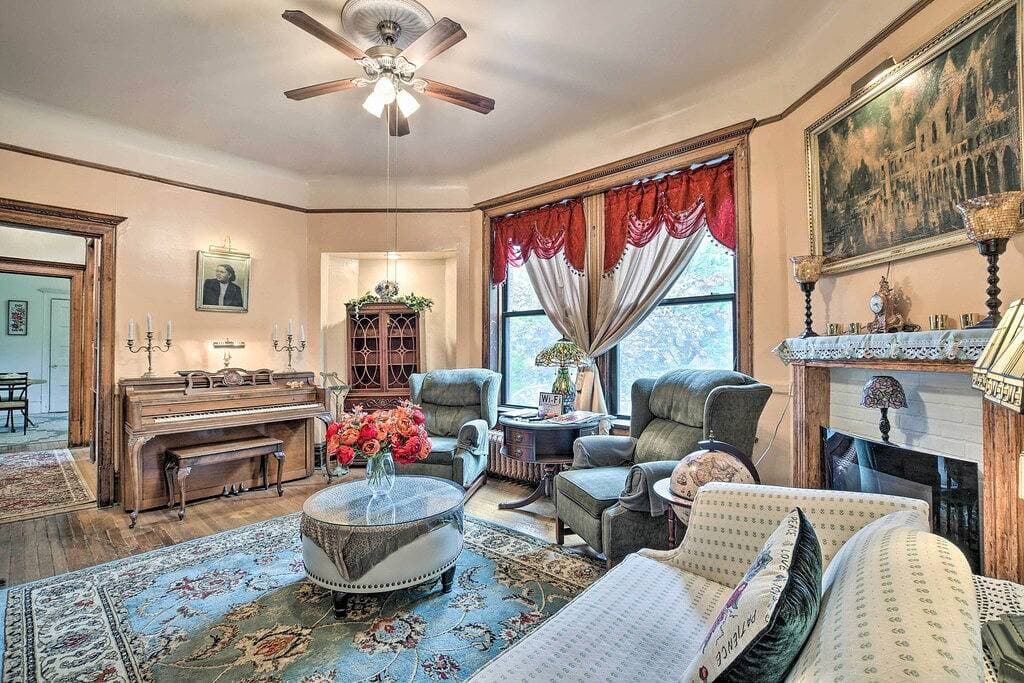 Foto 4 von 26: Victorian Mansion in Garfield Park