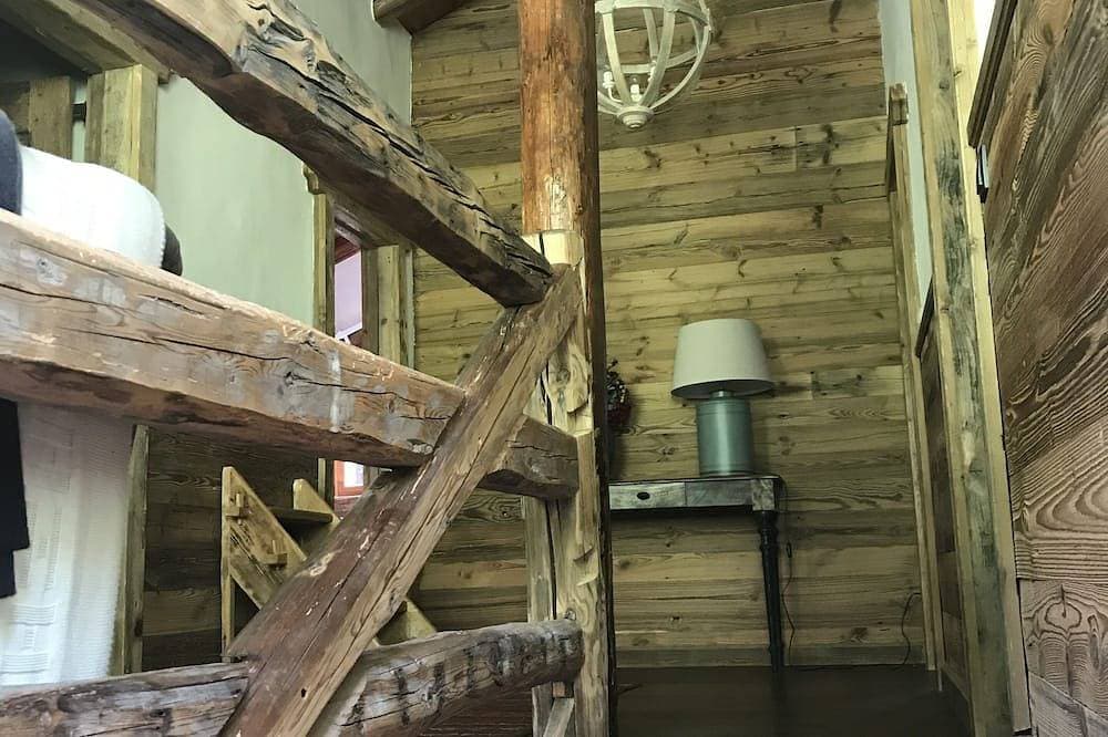 Foto 2 von 30: Les Arcs Skifahren: Charmantes Chalet in idyllischer Lage, wenige Minuten vom Sessellift entfernt