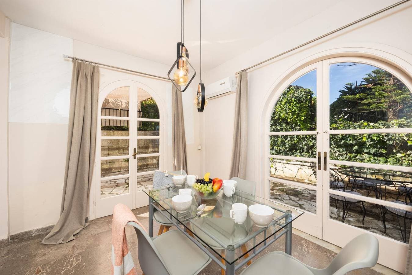 Foto 12 von 26: Villa für 6 Personen mit Meerblick