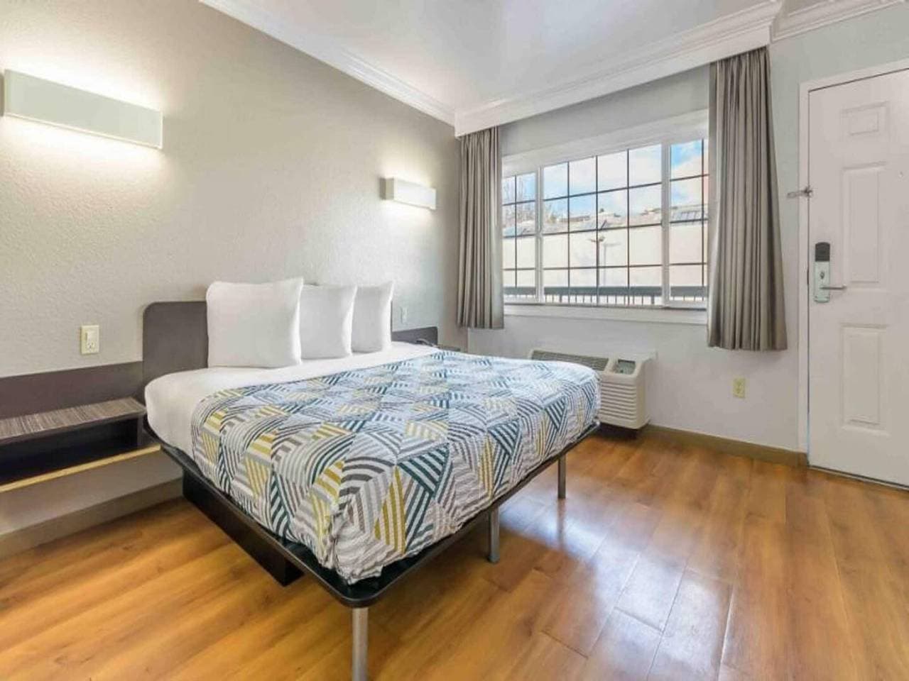 Foto 7 von 33: 1 Doppelbett | Nichtraucher, Kühlschrank
