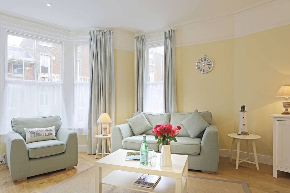 Foto 6 von 18: Das Blyth - Luxushotel-Stil, zentrale Wohnung mit fantastischem Meerblick