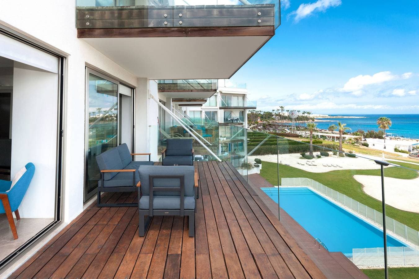 Foto 4 von 46: Ferienwohnung für 4 Personen mit Pool