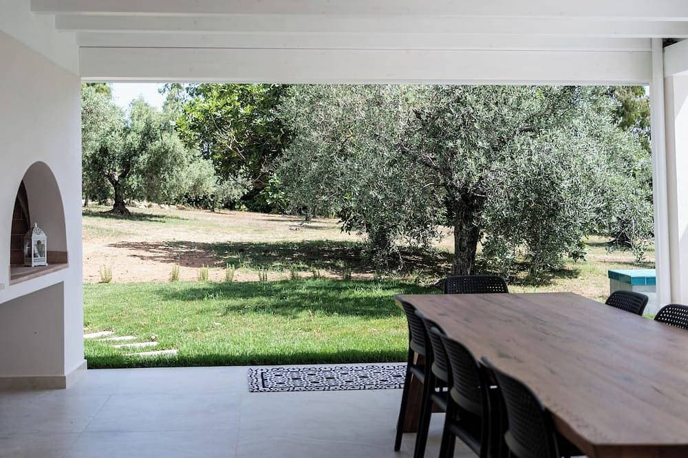 Foto 11 von 18: House in the countryside surrounded by nature and Mediterranean bush.