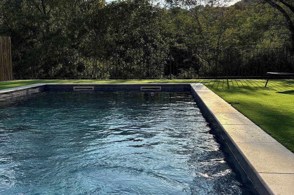 Spacious house with private pool on the river. 1