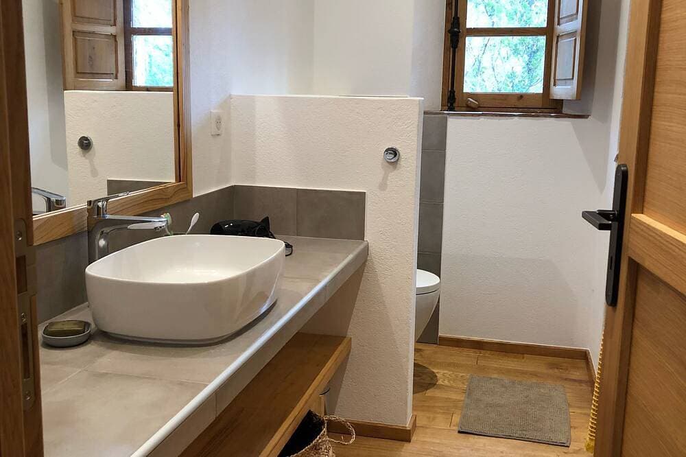 Foto 6 von 30: Schafstall Schwimmbad. Beheizt, charmant und komfortabel, 15 Minuten von Porto Vecchio entfernt