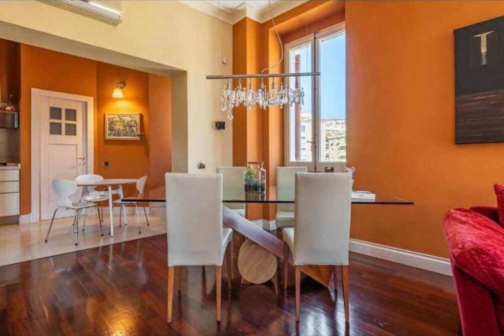 Foto 11 von 23: Cosy and comfortable flat located in the heart of Cagliari.