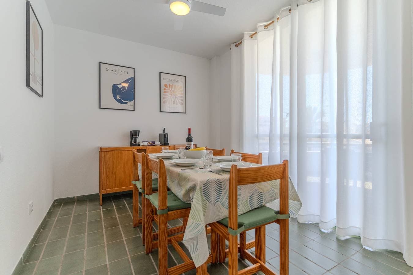 Foto 7 von 17: Ferienwohnung für 4 Personen mit Terrasse
