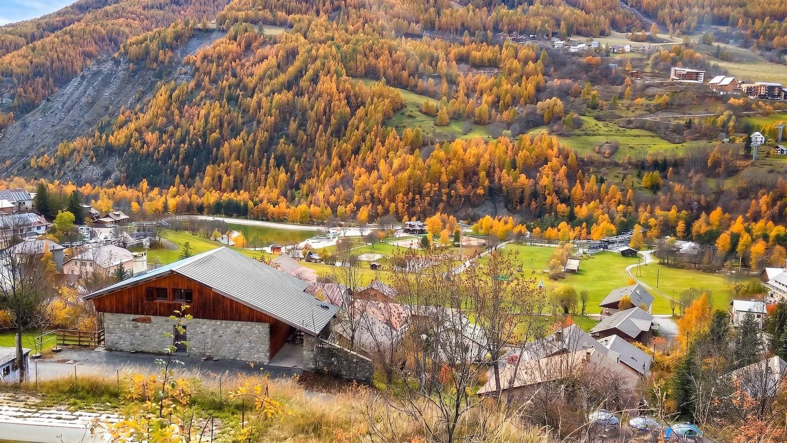 Foto 11 von 14: Gemütliches Chalet in Allos mit Garten und Grill
