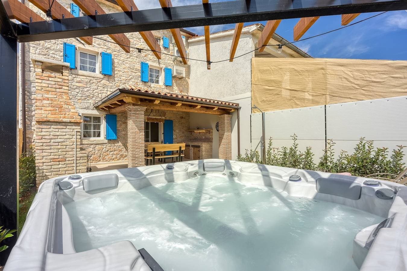 Foto 2 von 31: Casa Darel with Whirlpool