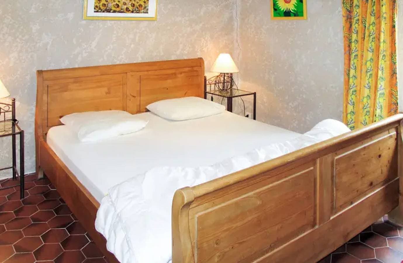 Foto 10 von 45: Charmante Villa in Saint-Maime mit Privatpool