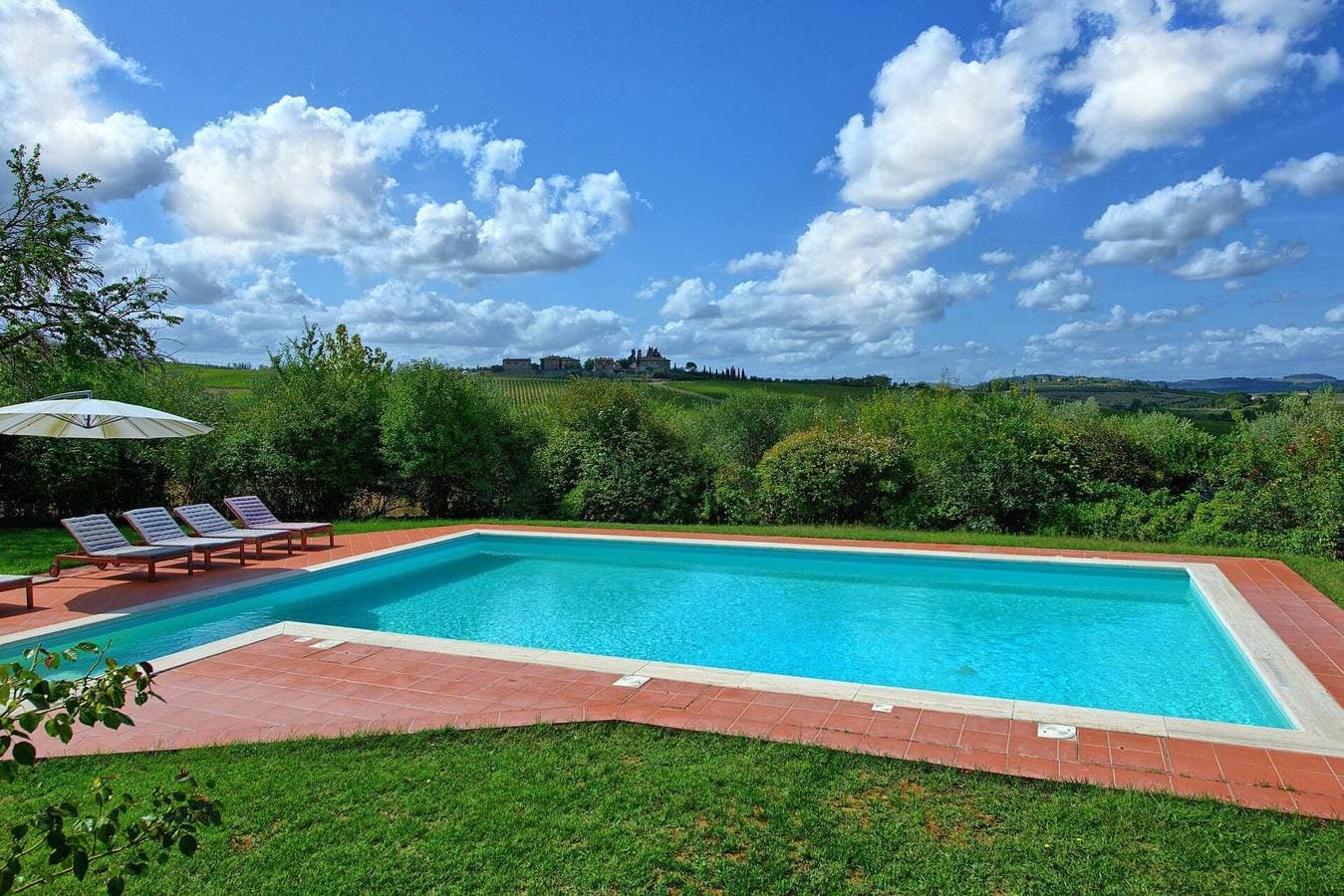 Foto 2 von 41: Villa für 10 Personen mit Pool