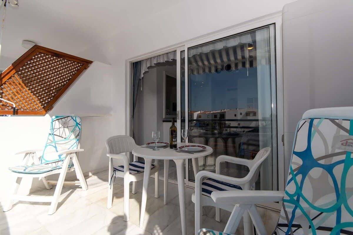 Foto 4 von 33: Ferienwohnung für 2 Personen mit Pool