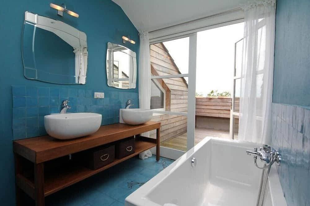 Foto 5 von 30: Boutique-Bauernhaus für 20 Personen: beheizte Außen- und Innenpools, Whirlpool, Tennis, Klimaanlage