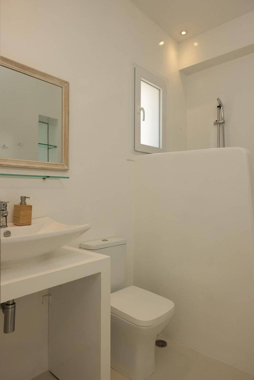 Foto 4 von 9: Ferienhaus für 3 Personen mit Balkon