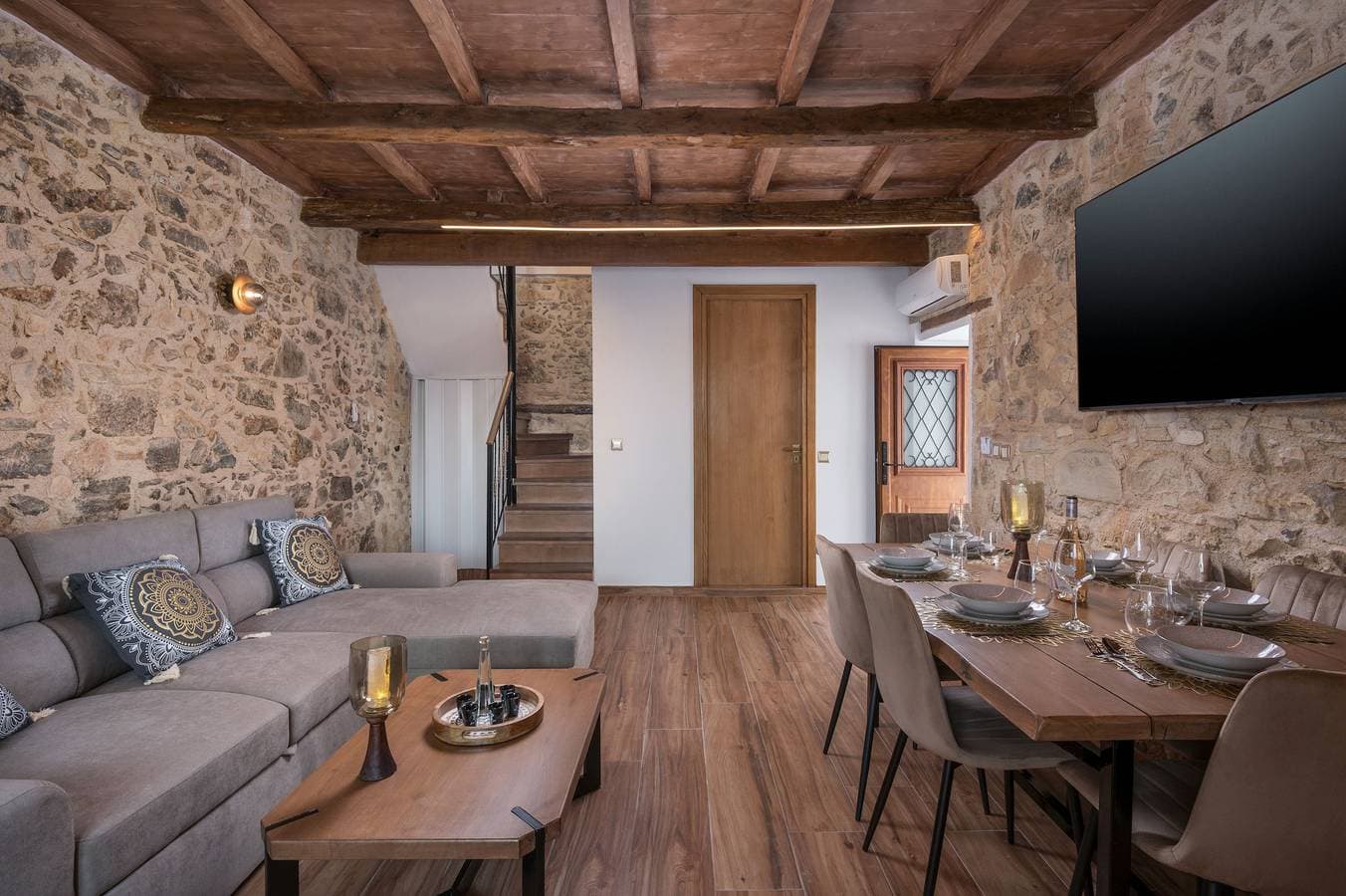 Foto 3 von 30: Ferienhaus für 6 Personen mit Balkon