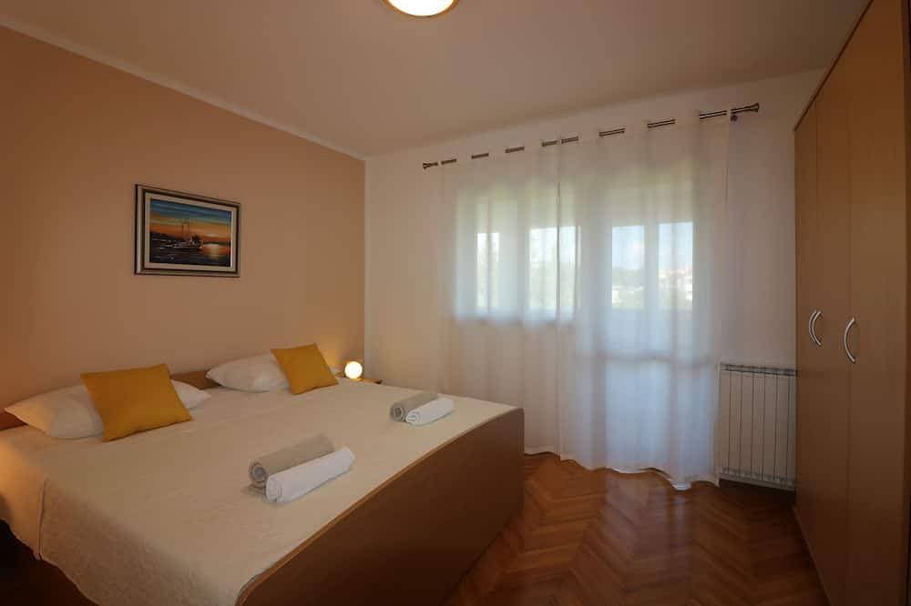Foto 3 von 30: Familienfreundliche   Wohnung in  1. Stock  mit Pool    fur  6 - 8  Pers