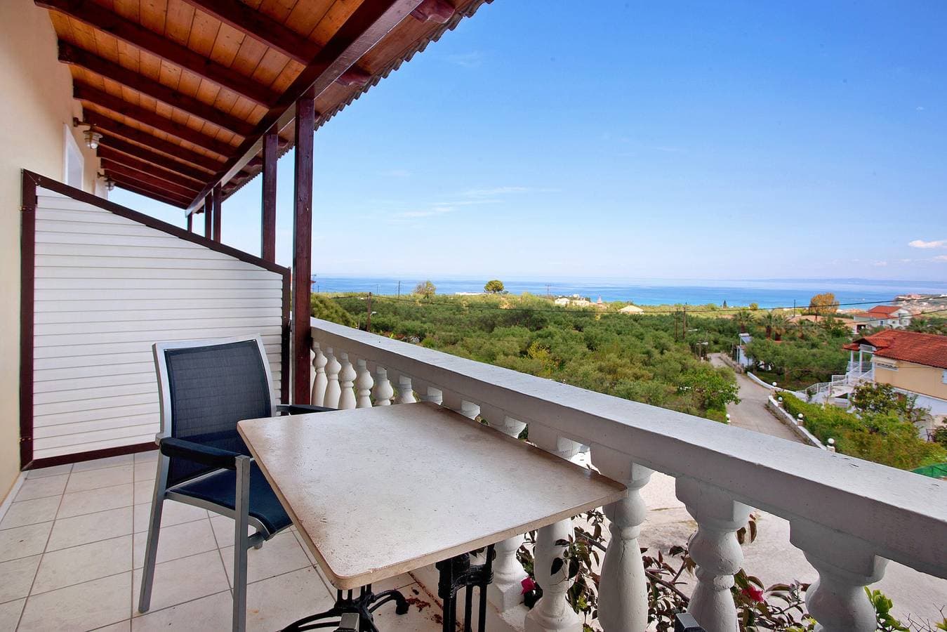 Zante View Family Studio 2 1
