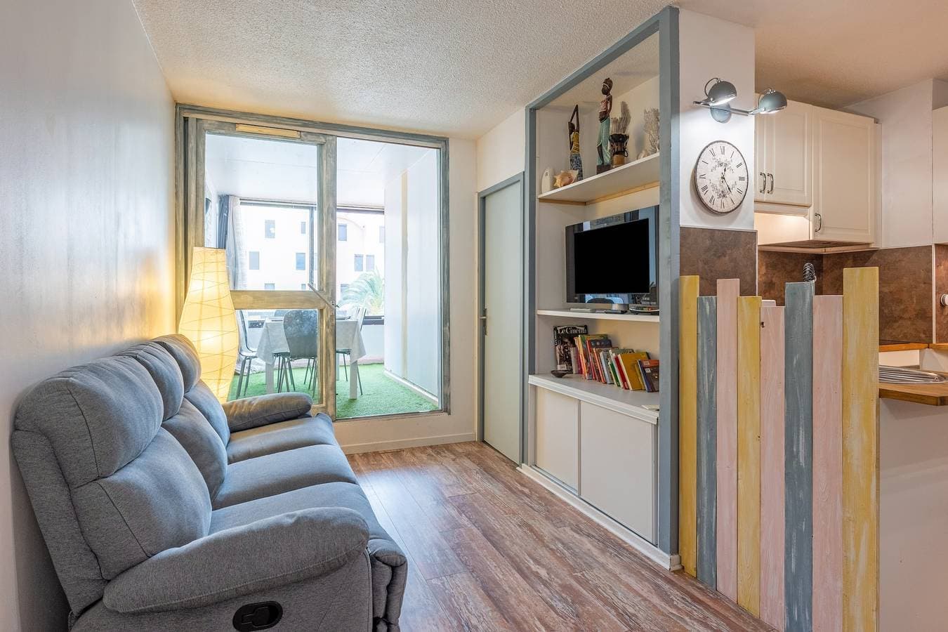 Foto 2 von 13: Ferienwohnung für 6 Personen mit Terrasse