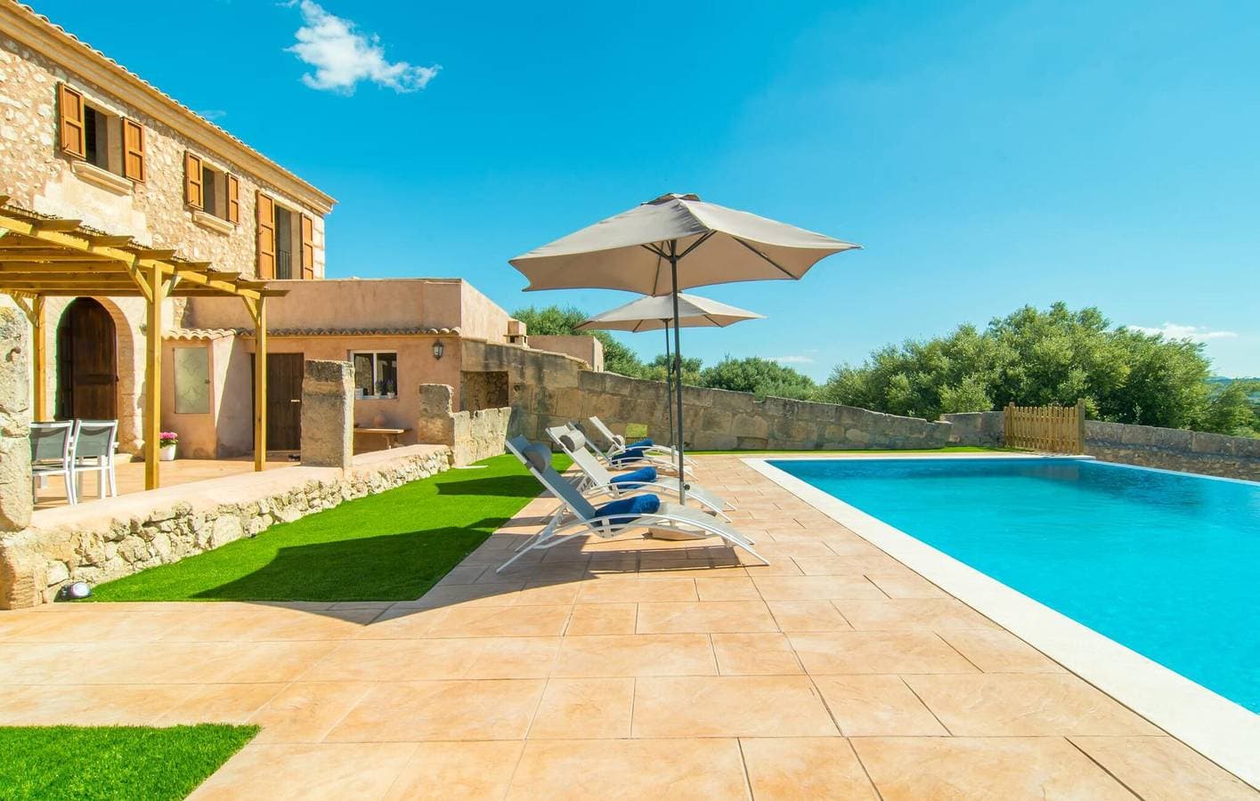 Foto 13 von 36: Petra Paradise - Gemütliches Apartment mit Terrasse, Pool und Grill