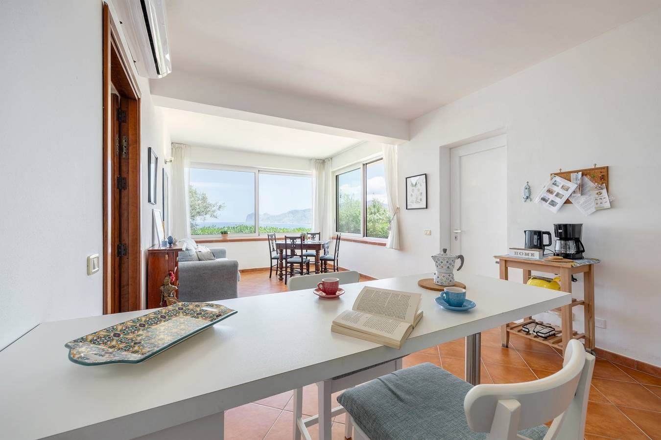 Foto 11 von 31: Villa 'Anna Messina' mit Meerblick, WLAN und Klimaanlage