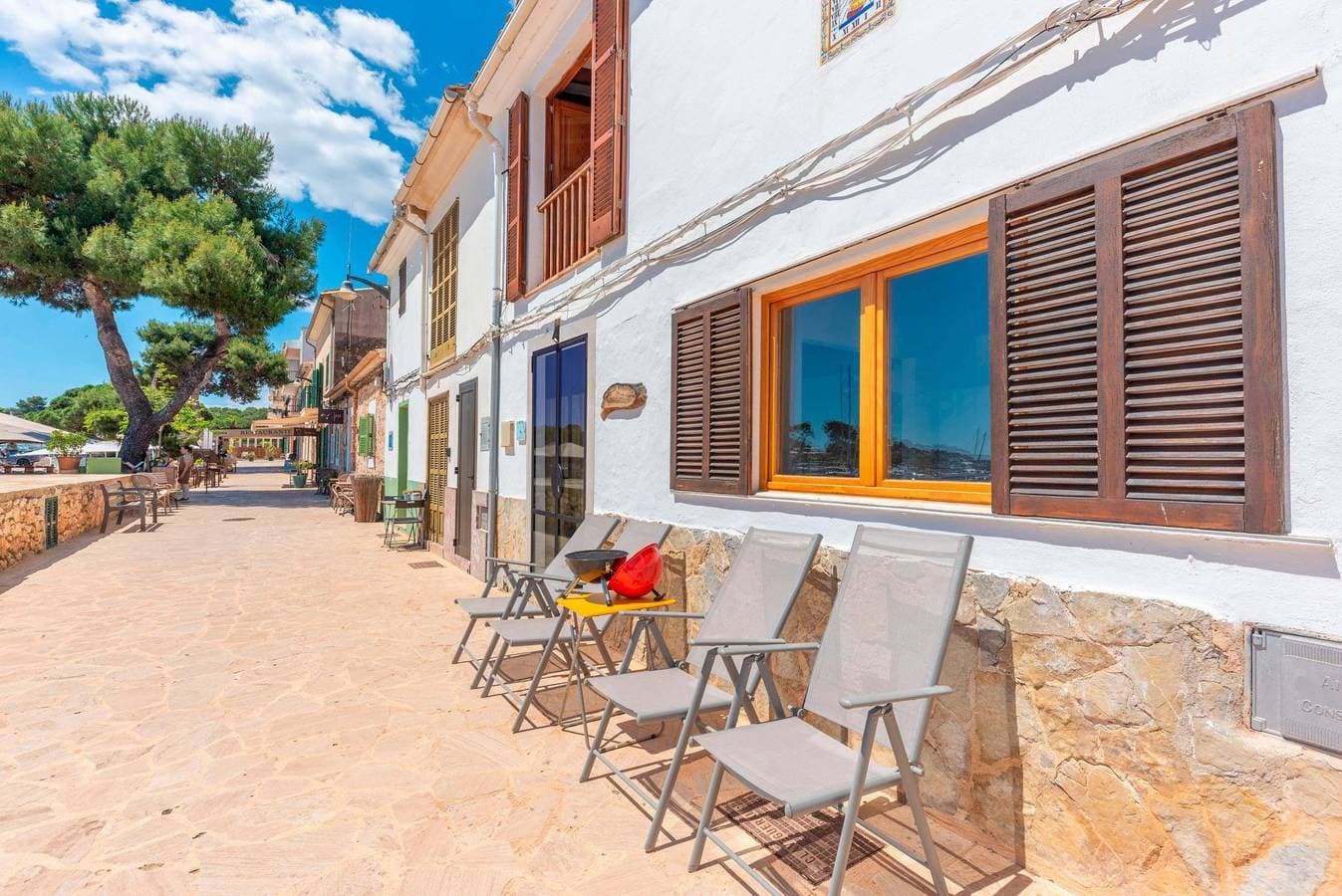Foto 2 von 24: Cas Padrins (Portopetro) - Malerisches Haus direkt am Meer in Portopetro mit kostenlosem Wifi