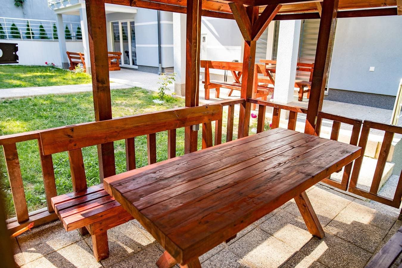Foto 4 von 78: Ferienhaus für 24 Personen mit Garten