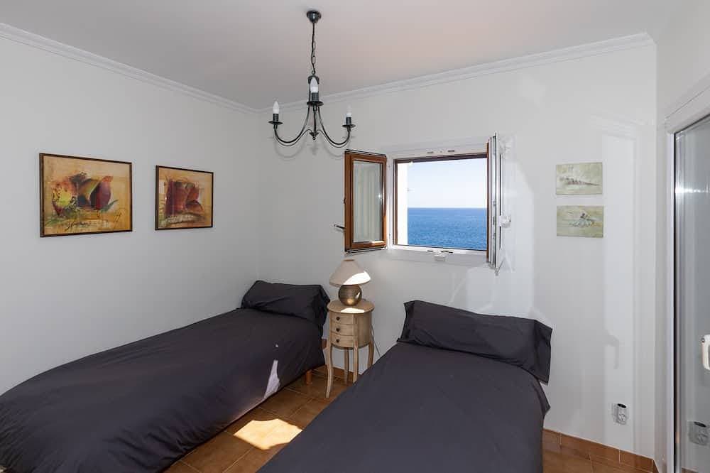Foto 3 von 30: In 1. Meereslinie mit super Meerblick, 4 Gehminuten zum Strand,  Klima, Heizung