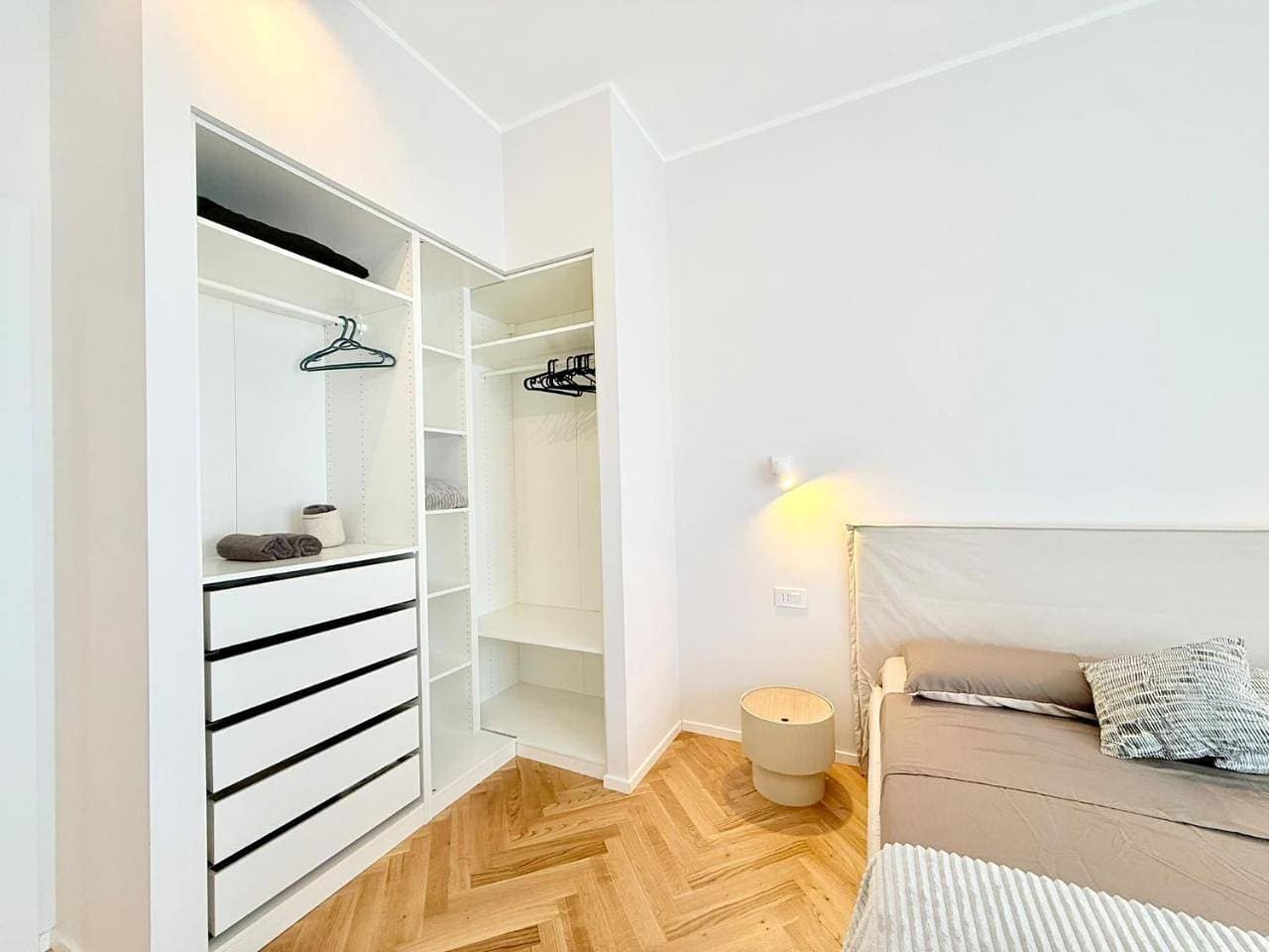 Foto 6 von 16: One-Bedroom Apartment