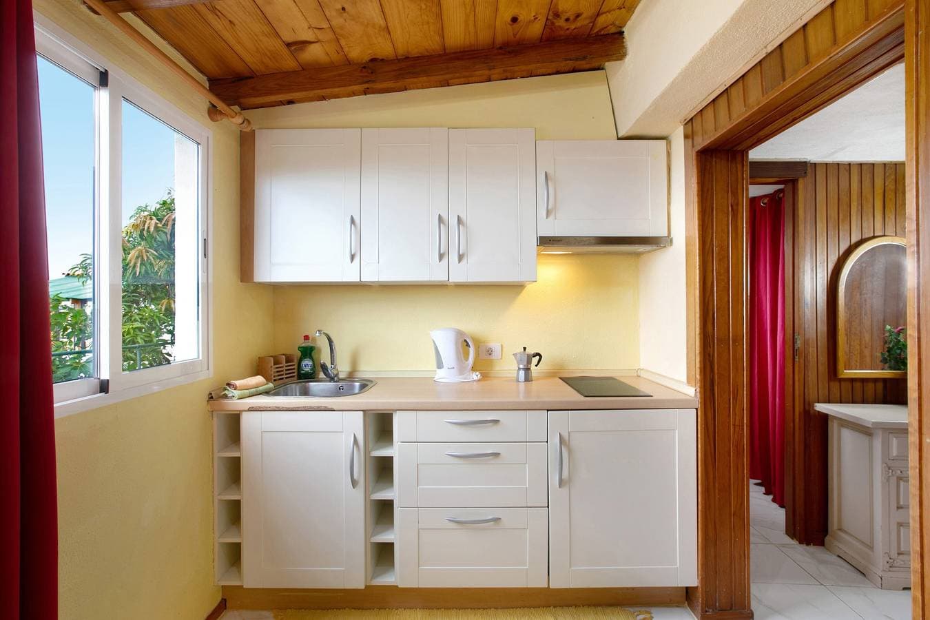 Foto 6 von 30: Ferienwohnung "Welcome In Paradise" mit Meerblick, Gemeinschaftspool und WLAN