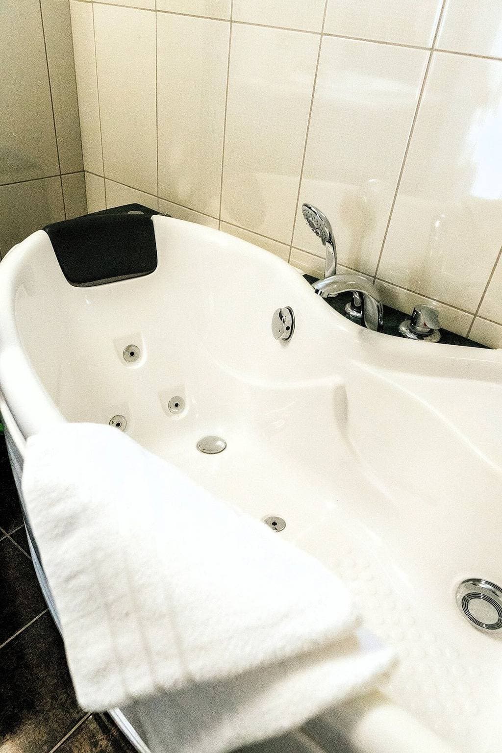 Foto 13 von 50: Ferienwohnung für 6 Personen mit Balkon