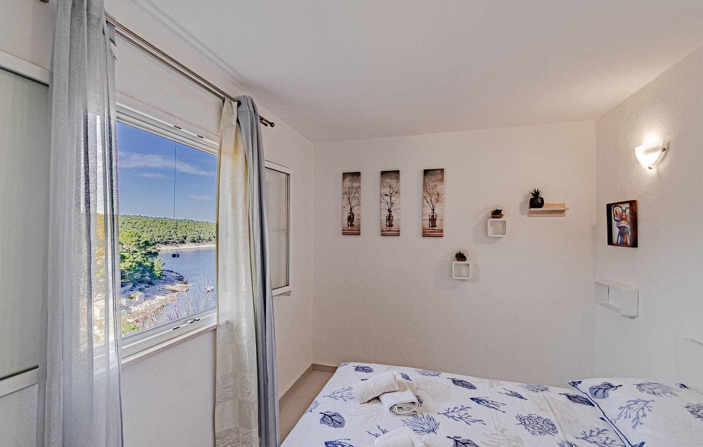 Foto 9 von 33: Gemütliche Ferienwohnung mit Terrasse, 2,5 km vom Strand entfernt und mit moderner Ausstattung