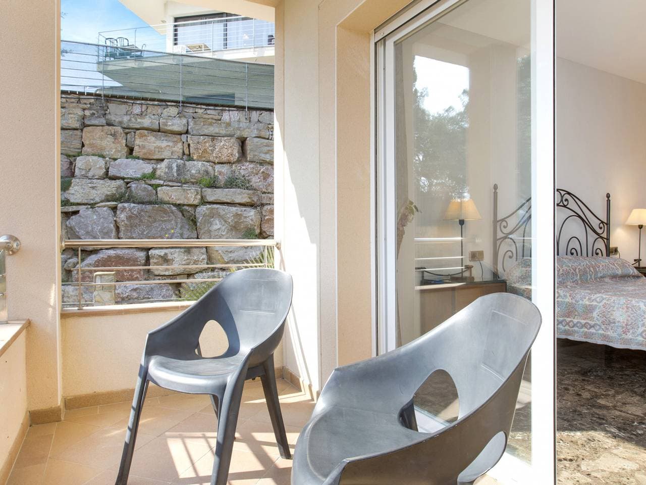 Foto 12 von 19: Villa à Lloret de Mar avec Piscine Privée, 6 Personnes, Parking, Proche de Cala Canyelles