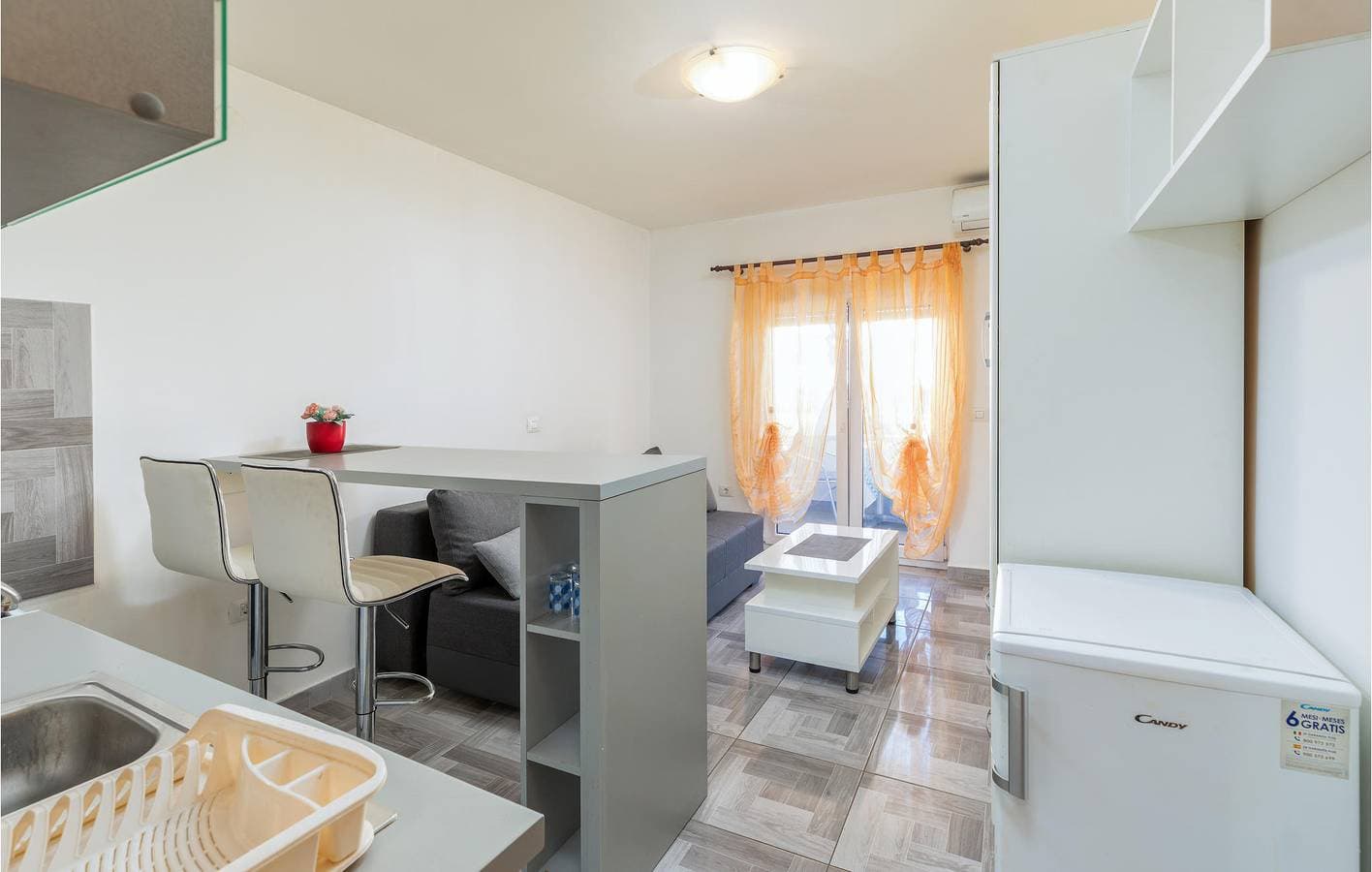 Foto 4 von 22: Charmantes Apartment mit Terrasse in Strandnähe – WLAN und Parkplatz inklusive!